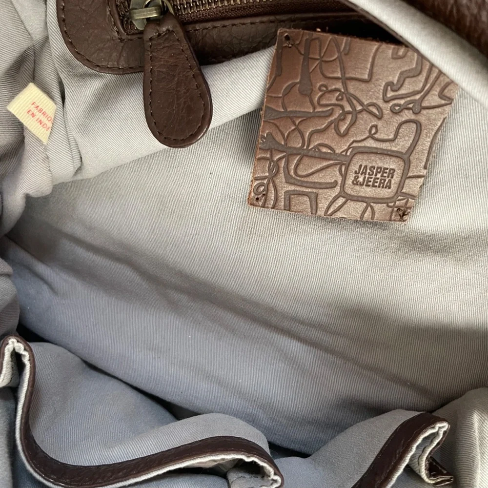 $178! Jasper & Jeera Silk, Leather & Canvas Tote Bag in Pristine Condition - Picture 13 of 13
